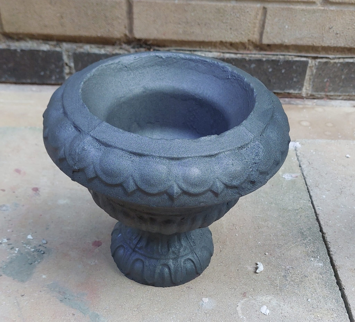 New Design Flower Pot Handmade Concrete Flowerpot, Bring Life to Your Space with Our Beautiful Flowerpots