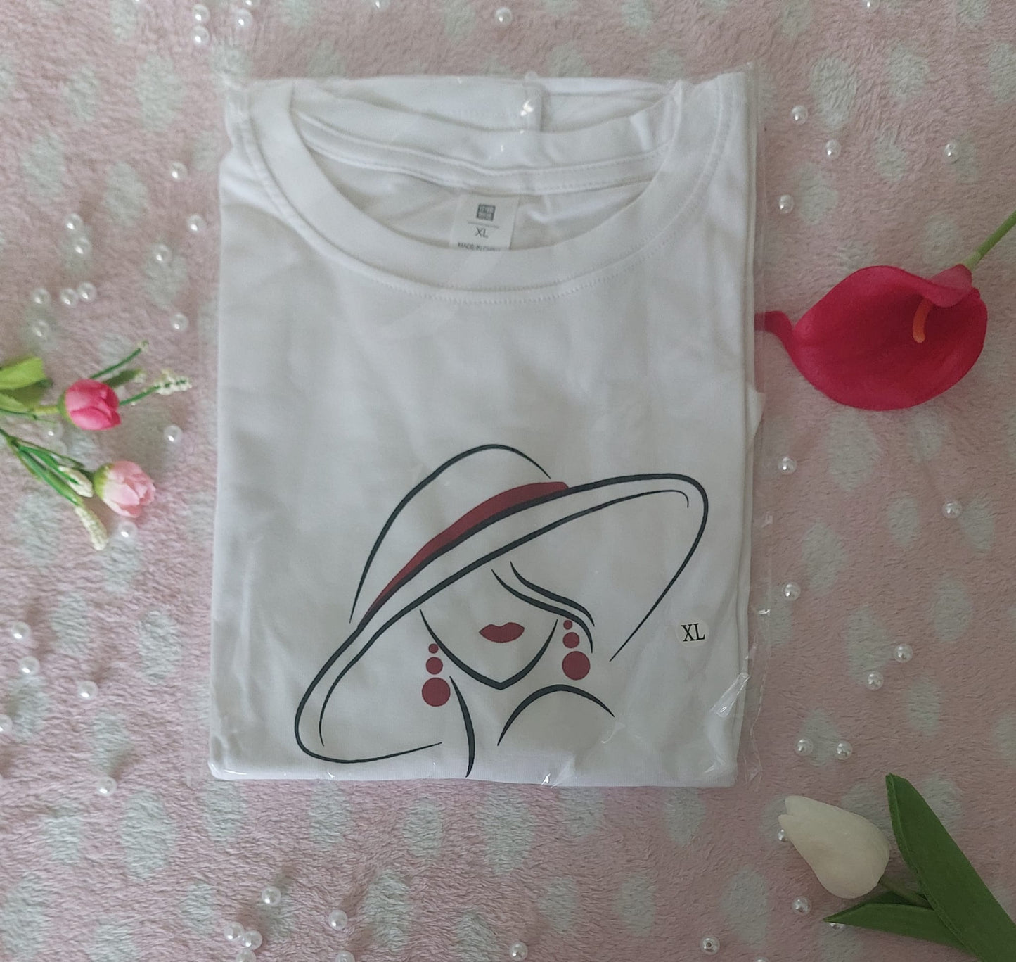 V-Antonia T-Shirt The super soft, smoothing fabric you love, the classic T-shirt you need. Style and Design V-for You