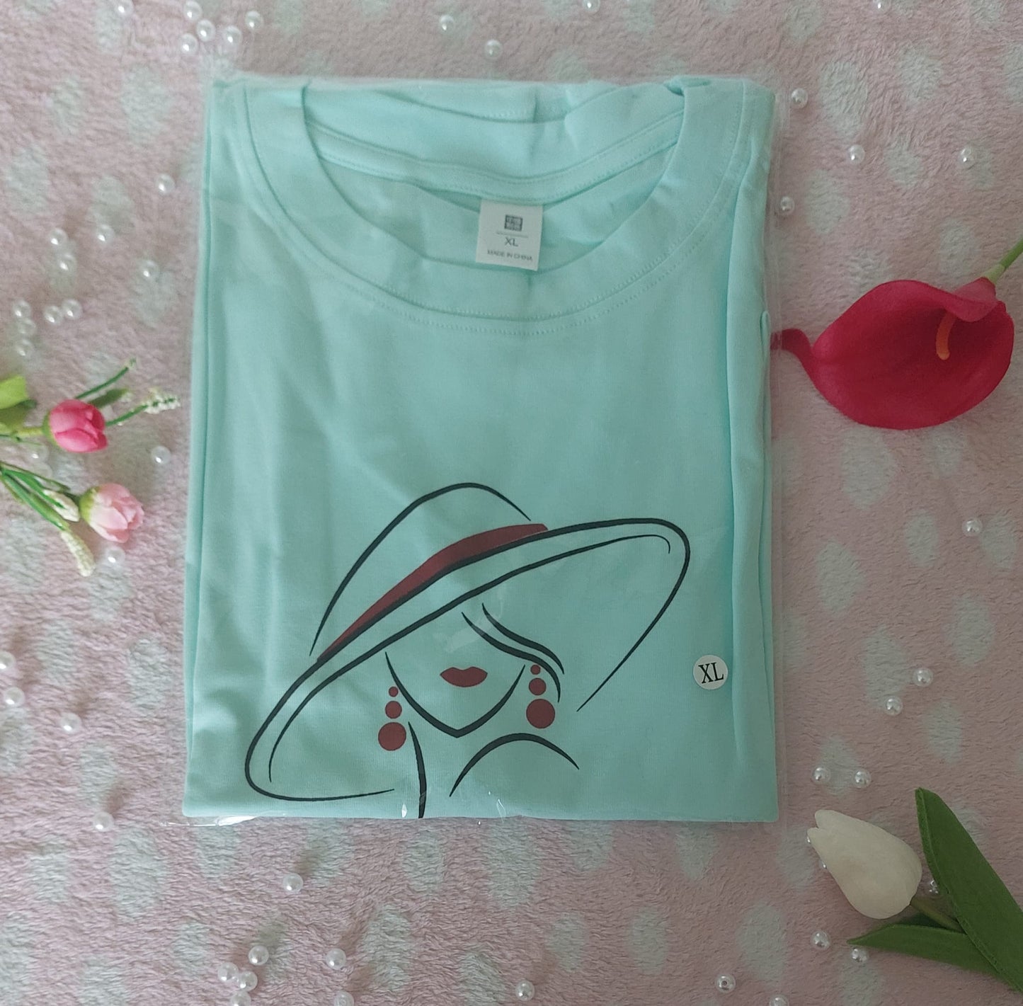 V-Antonia T-Shirt The super soft, smoothing fabric you love, the classic T-shirt you need. Style and Design V-for You