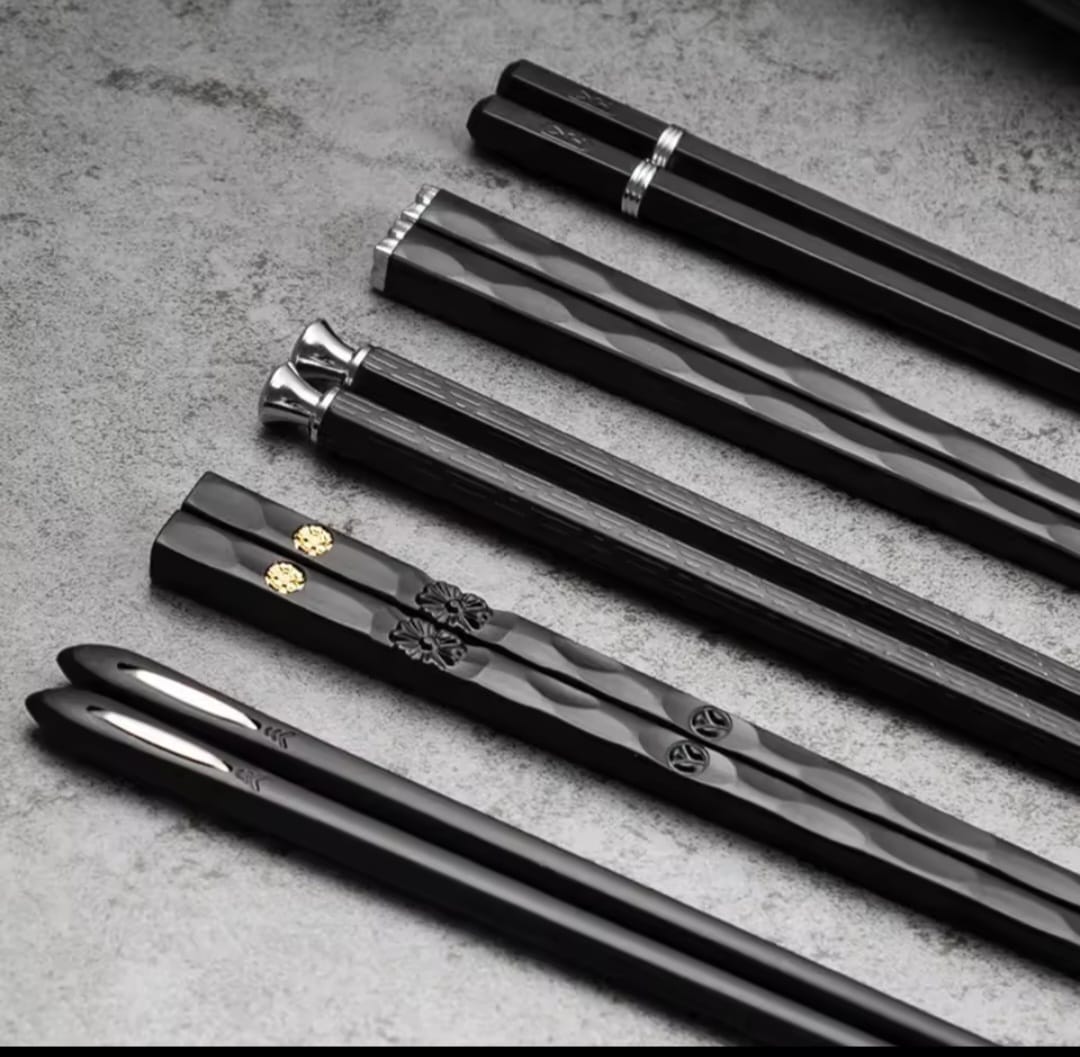 5Pairs High Quality Japanese Non-Slip Chopsticks for Home and Restaurant