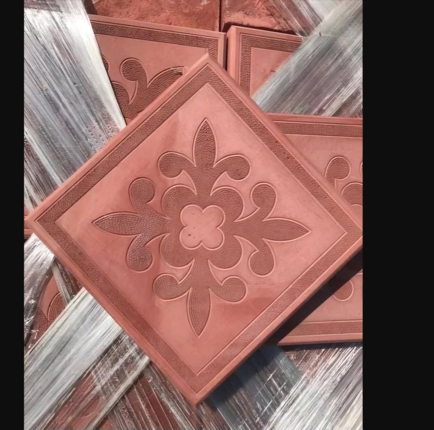 Paving Mould Material SABIC PP,Size 400/400/50 mm,Square Flower Slabs