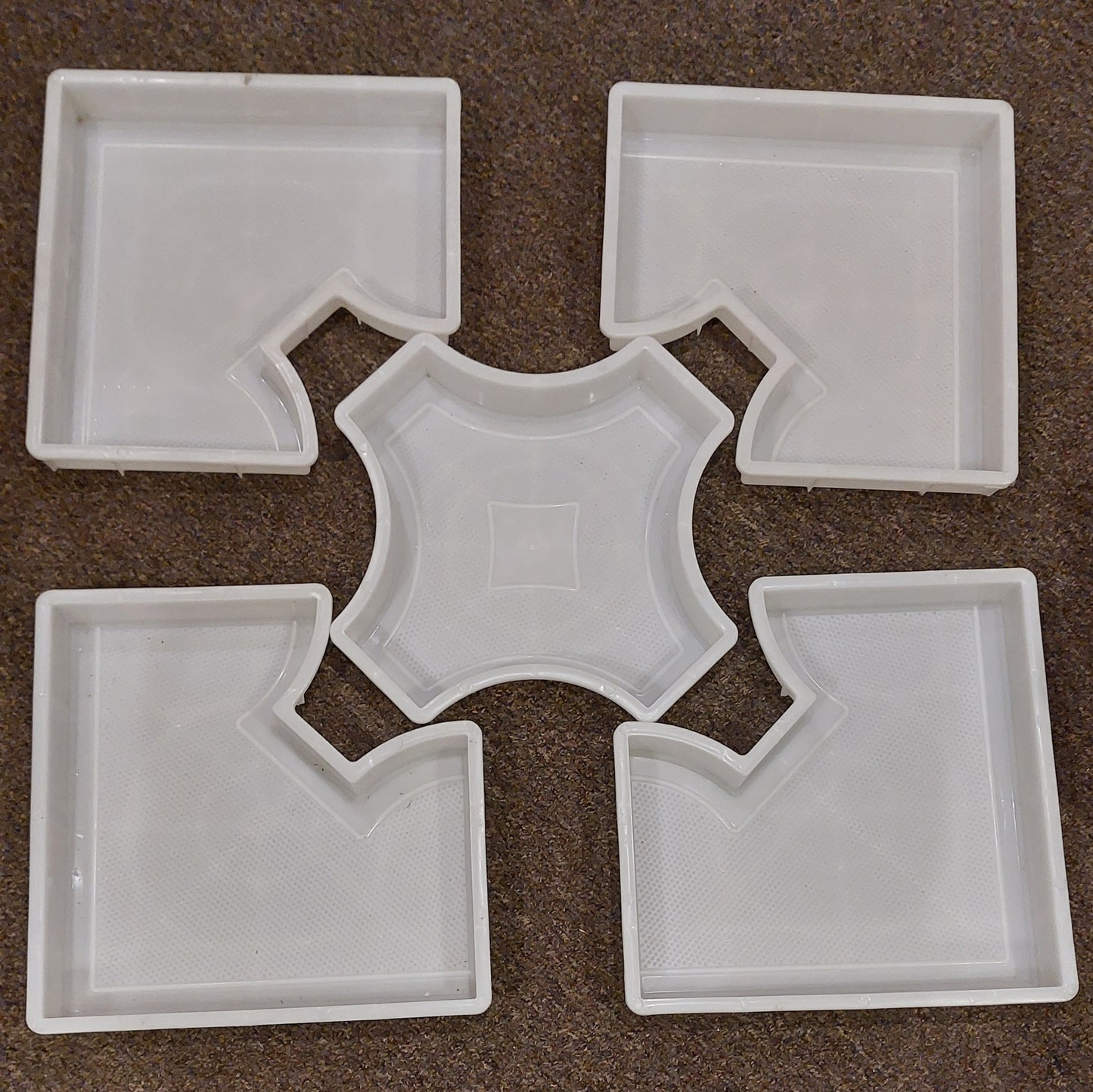 Paving Mould Set of Five,Material  SABIC PP,size 300/300/50mm, 320/320/50mm