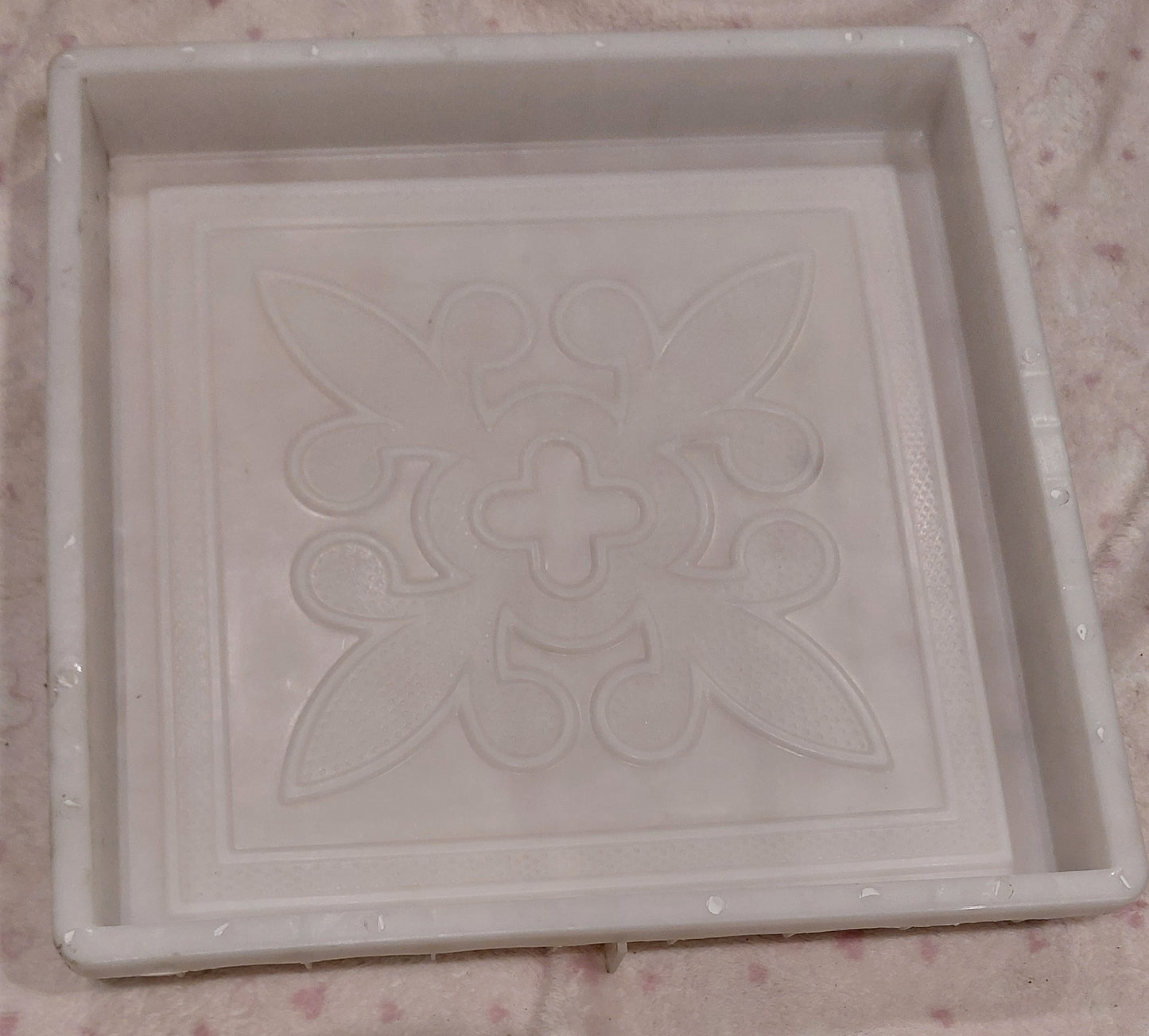 Paving Mould Material SABIC PP,Size 400/400/50 mm,Square Flower Slabs